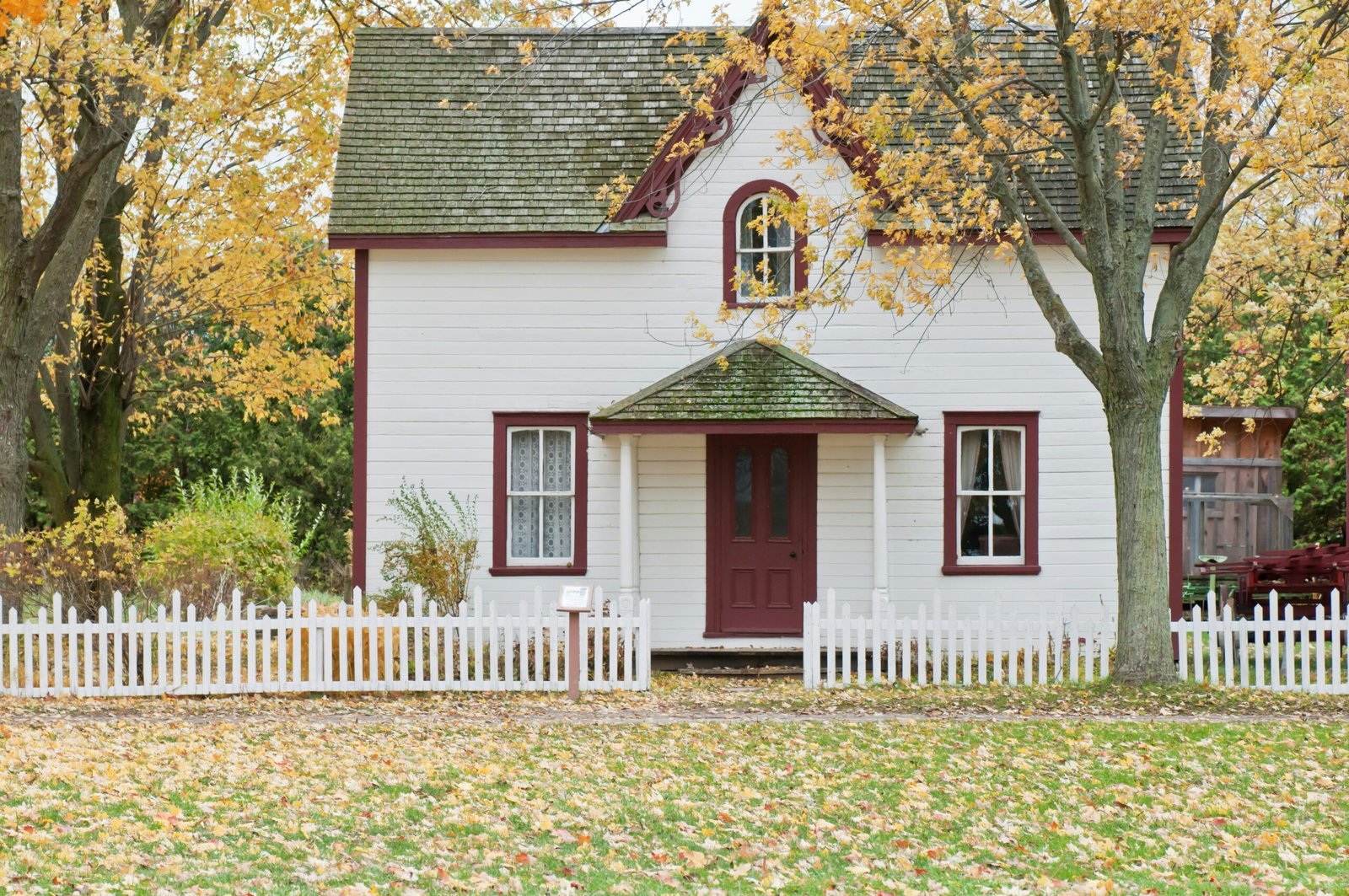 Older residential house in Pennsylvania that may need repairs